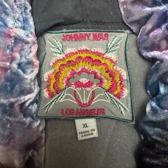 15. JOHNNY WAS Nova Velvet Relaxed Hoodie Multi Galaxy Print Size: XL - Picture 6 of 11